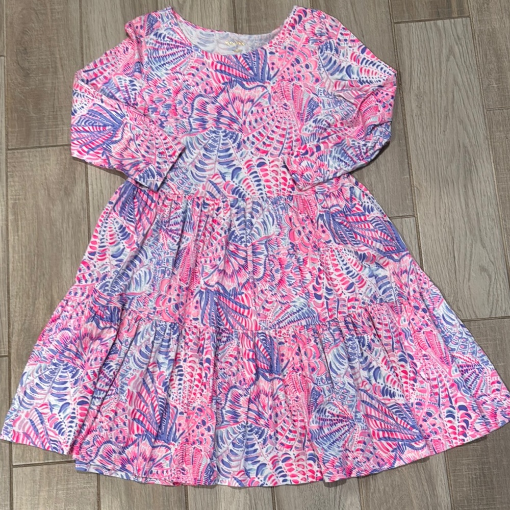 Lilly a Pulitzer ColorfulDress with Pink and Blue Patterns